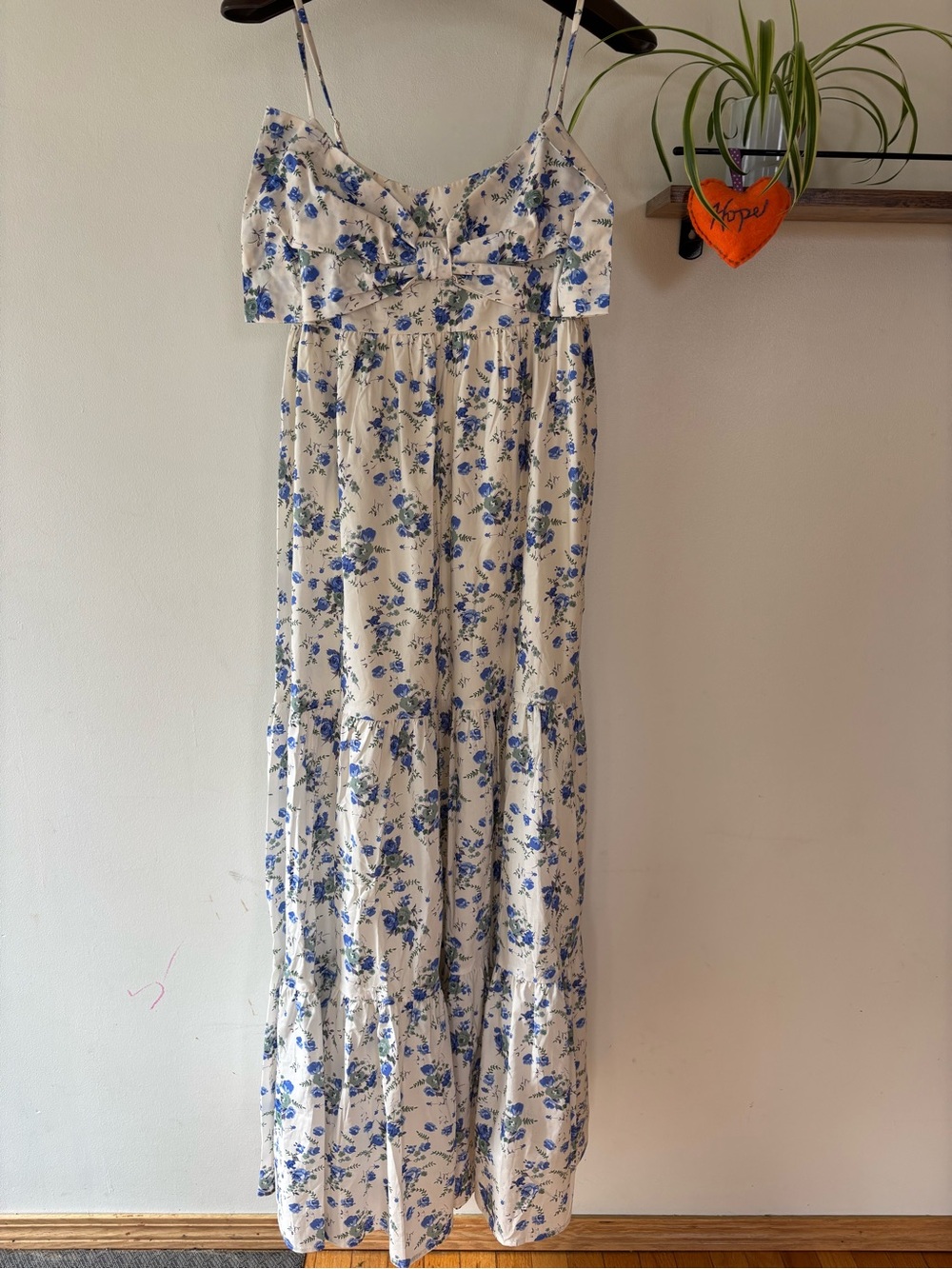 Storia White and Blue Floral Maxi Dress